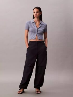 Pantaloni da paracadutista in nylon stropicciato