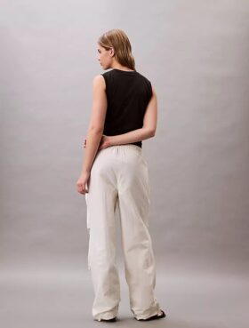 Pantaloni da paracadutista in nylon stropicciato