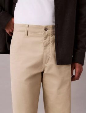Pantaloni dritti anni ’90