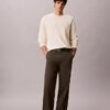 Pantaloni dritti e comodi con pinces