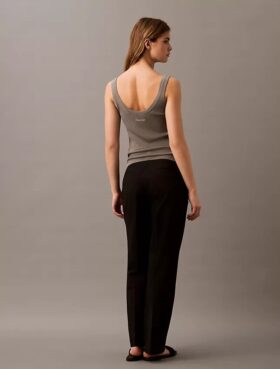 Pantaloni dritti elasticizzati raffinati