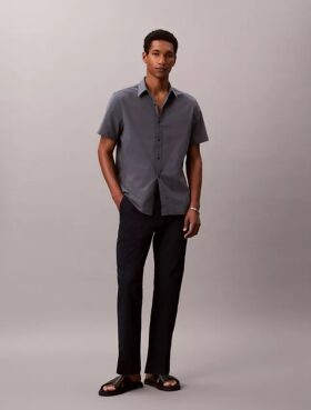 Pantaloni dritti in seersucker