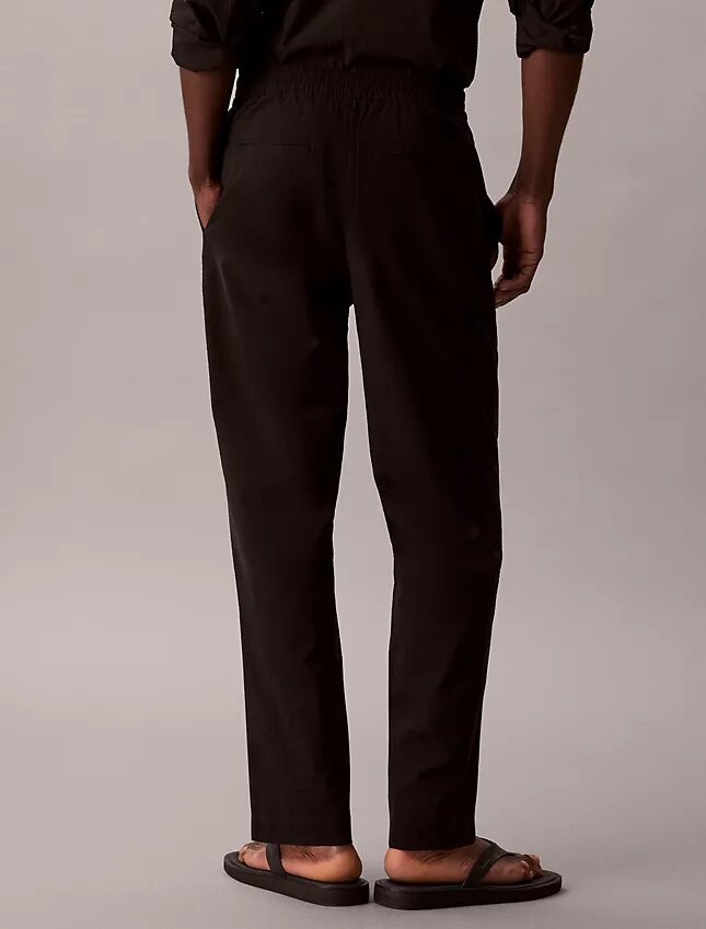 Pantaloni dritti in seersucker Pantaloni dritti in seersucker