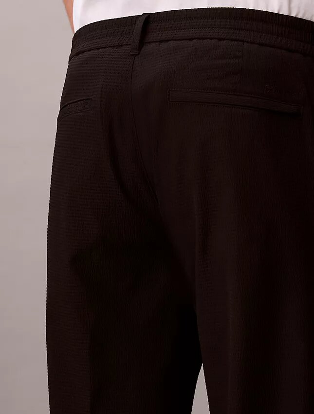 Pantaloni dritti in seersucker Pantaloni dritti in seersucker