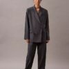 Pantaloni in misto gabardine di lana con pieghe Pantaloni in misto gabardine di lana con pieghe