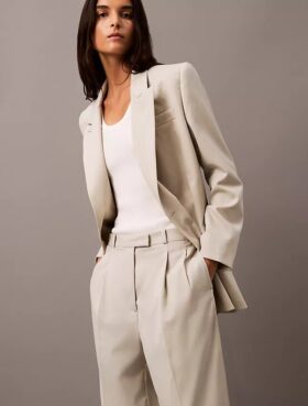 Pantaloni in misto gabardine di lana con pieghe