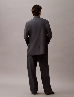 Pantaloni in misto gabardine di lana con pieghe