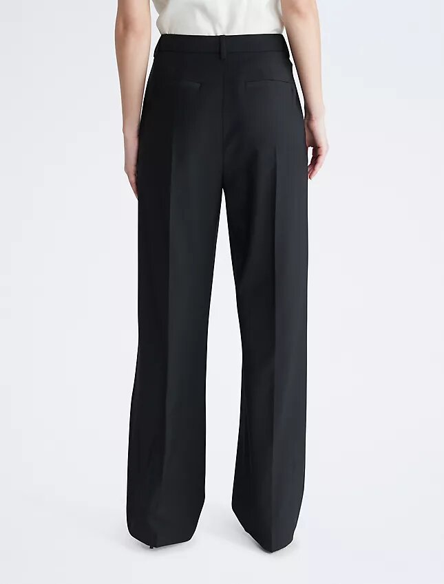 Pantaloni sartoriali a gamba larga Pantaloni sartoriali a gamba larga