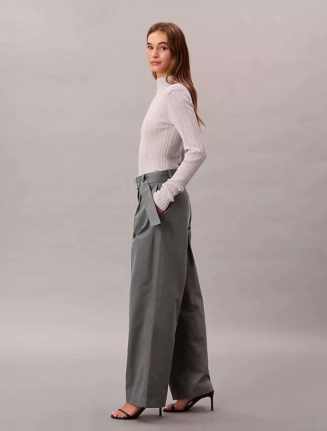 Pantaloni sartoriali con cintura Pantaloni sartoriali con cintura