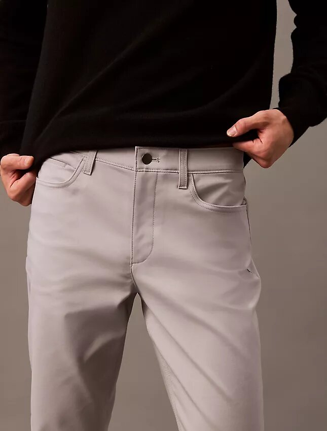 Pantaloni slim a 5 tasche Pantaloni slim a 5 tasche