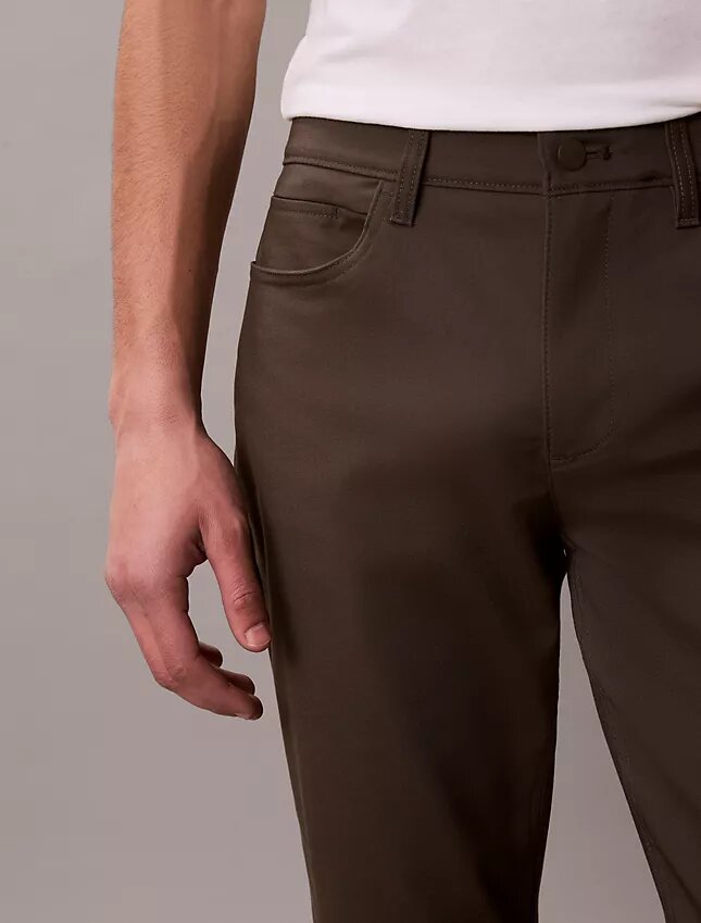 Pantaloni slim a 5 tasche Pantaloni slim a 5 tasche