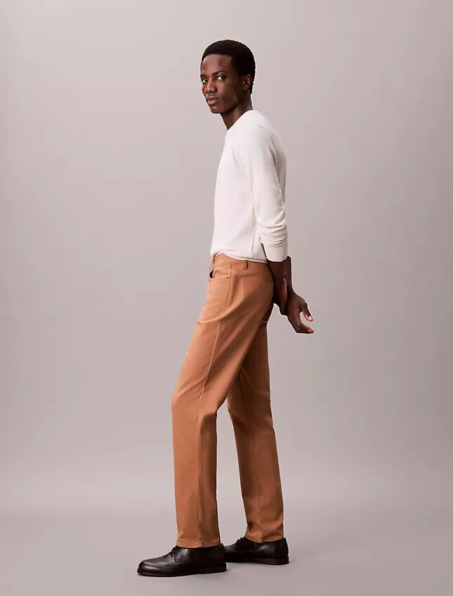 Pantaloni slim a 5 tasche Pantaloni slim a 5 tasche