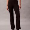 Pantaloni slim svasati in ponte Pantaloni slim svasati in ponte
