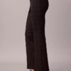 Pantaloni slim svasati in ponte Pantaloni slim svasati in ponte