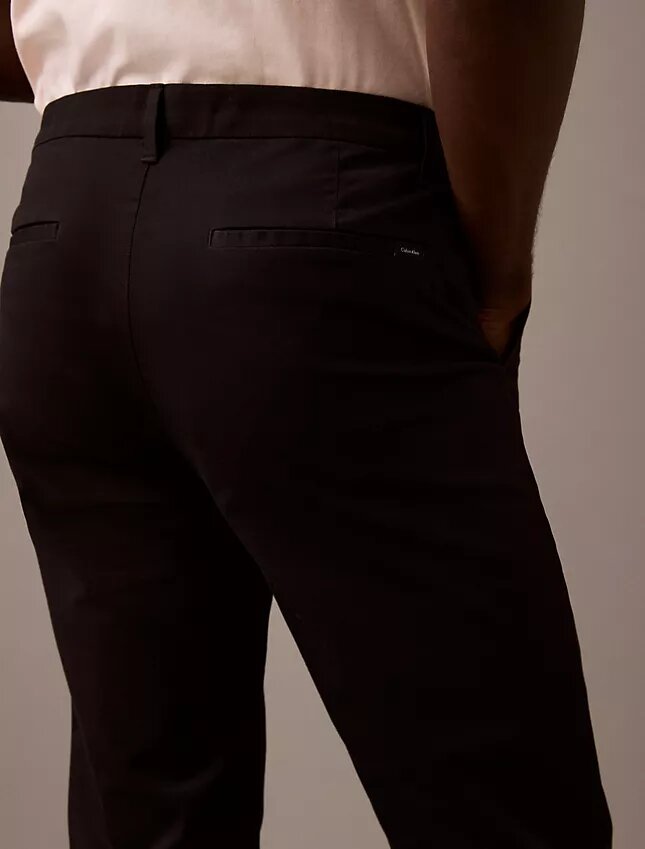 Pantaloni sportivi moderni in maglia Pantaloni sportivi moderni in maglia