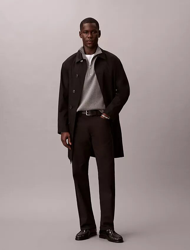 Pantaloni standard a 5 tasche, dritti ed elasticizzati Pantaloni standard a 5 tasche, dritti ed elasticizzati