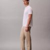 Pantaloni standard a 5 tasche, dritti ed elasticizzati Pantaloni standard a 5 tasche, dritti ed elasticizzati
