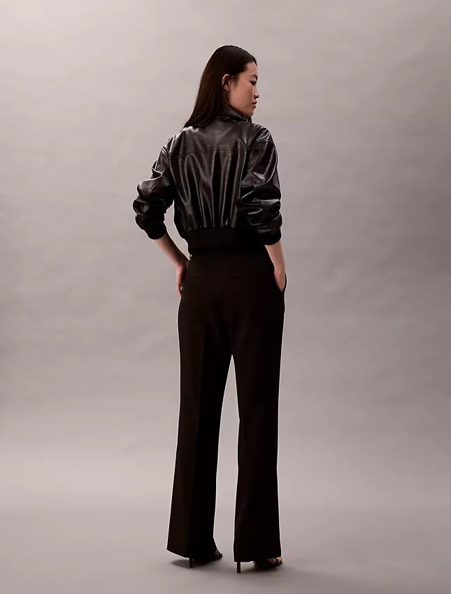 Pantaloni svasati sartoriali Pantaloni svasati sartoriali