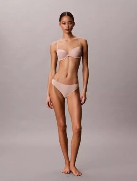 Perfectly Fit ultraleggero con imbottitura leggera e vestibilità perfetta