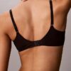 Perfectly Fit ultraleggero con imbottitura leggera e vestibilità perfetta