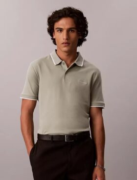 Polo con bordi Liquid Touch