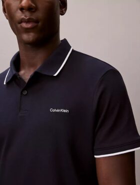Polo con bordi Liquid Touch