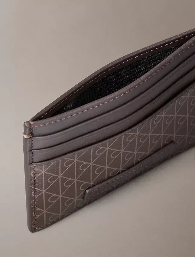 Portacarte con logo ripetuto su tutta la superficie Portacarte con logo ripetuto su tutta la superficie