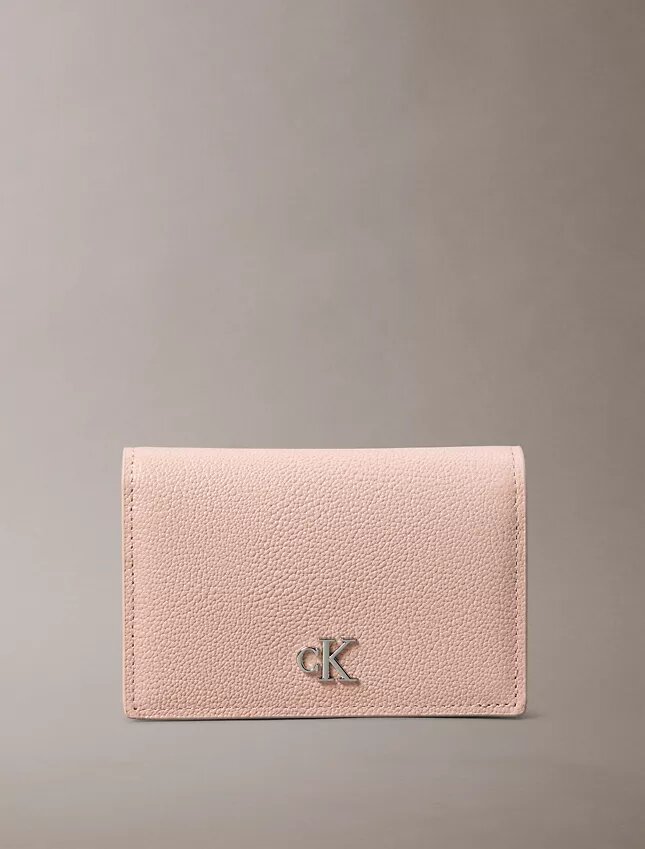 Portacarte con patta Monogram minimal Portacarte con patta Monogram minimal