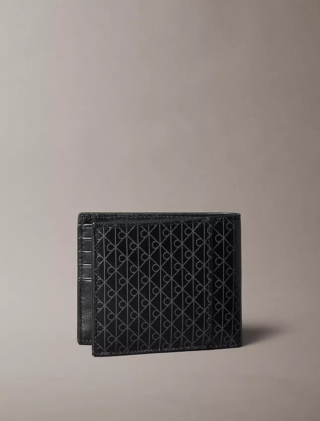 Portafoglio a doppia piega con logo Emblem su tutta la superficie e portamonete Portafoglio a doppia piega con logo Emblem su tutta la superficie e portamonete
