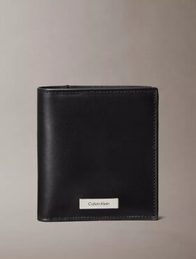 Portafoglio bifold sottile con logo in placca Portafoglio bifold sottile con logo in placca