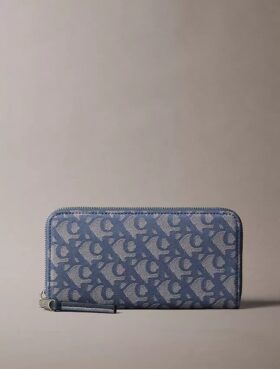 Portafoglio lungo con zip e Monogram su tutta la superficie