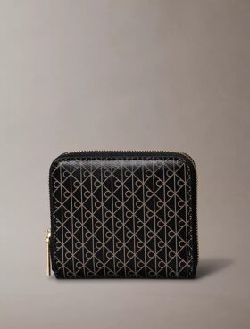 Portafoglio quadrato con Monogram su tutta la superficie e chiusura a zip