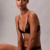 Reggiseno a balconcino con pizzo floreale nero CK Black leggermente foderato Reggiseno a balconcino con pizzo floreale nero CK Black leggermente foderato