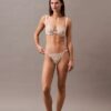 Reggiseno a balconcino Unlined in pizzo floreale nero CK Black