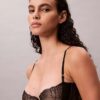 Reggiseno a balconcino Unlined in pizzo geometrico nero CK Black Reggiseno a balconcino Unlined in pizzo geometrico nero CK Black