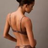 Reggiseno Push-Up a balconcino in pizzo floreale nero CK Black Reggiseno Push-Up a balconcino in pizzo floreale nero CK Black