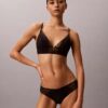 Reggiseno triangolare leggermente foderato in pizzo nero CK Black Geo