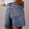 Shorts a trapezio in Denim Shorts a trapezio in Denim