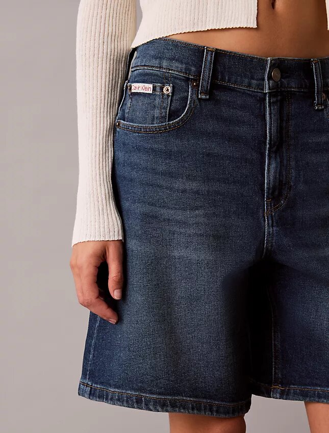 Shorts in Denim A-line con orlo arrotolato Shorts in Denim A-line con orlo arrotolato