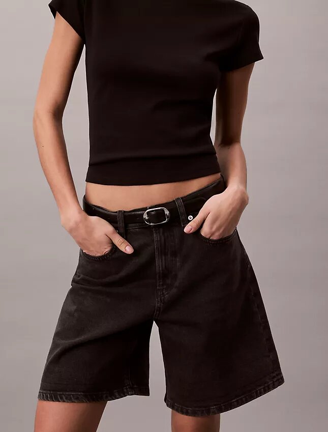Shorts in Denim A-line con orlo arrotolato Shorts in Denim A-line con orlo arrotolato
