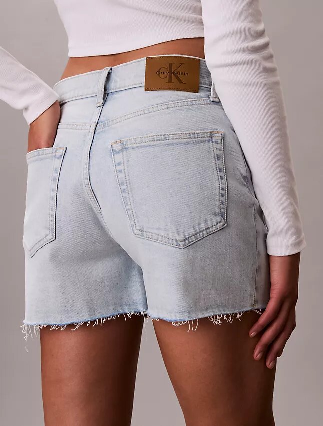 Shorts in Denim a vita alta Shorts in Denim a vita alta