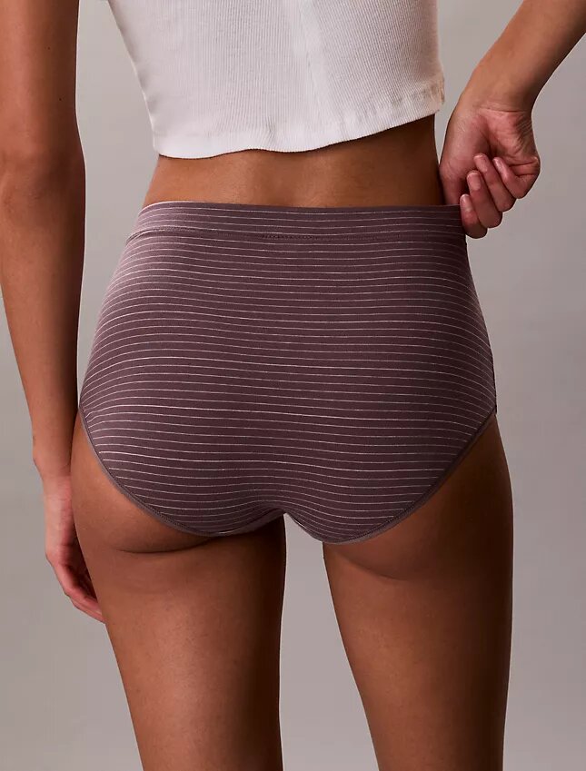 Slip a vita alta in cotone ideale Slip a vita alta in cotone ideale