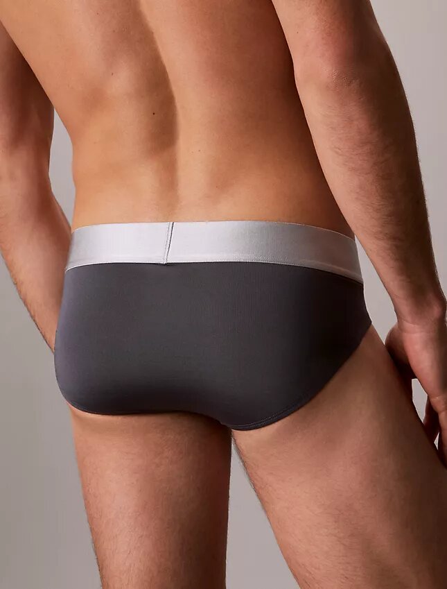 Slip a vita bassa in microfibra elasticizzata Slip a vita bassa in microfibra elasticizzata