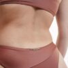 Slip bikini brasiliano Core Essentials Slip bikini brasiliano Core Essentials