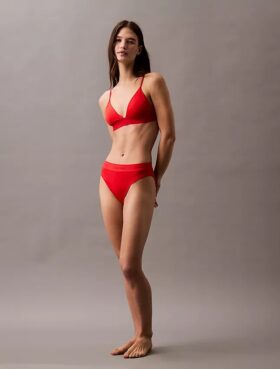 Slip da bagno con logo moderno per il Bikini Slip da bagno con logo moderno per il Bikini
