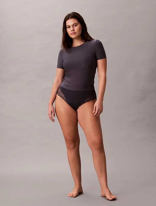 Slip in pizzo elasticizzato sensuale Slip in pizzo elasticizzato sensuale