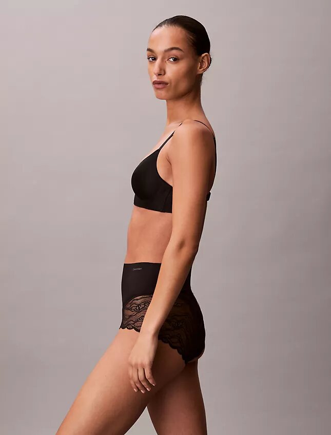 Slip in pizzo elasticizzato sensuale Slip in pizzo elasticizzato sensuale