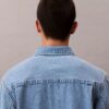Sovracamicia in Denim con emblema anni ’90 Sovracamicia in Denim con emblema anni ’90