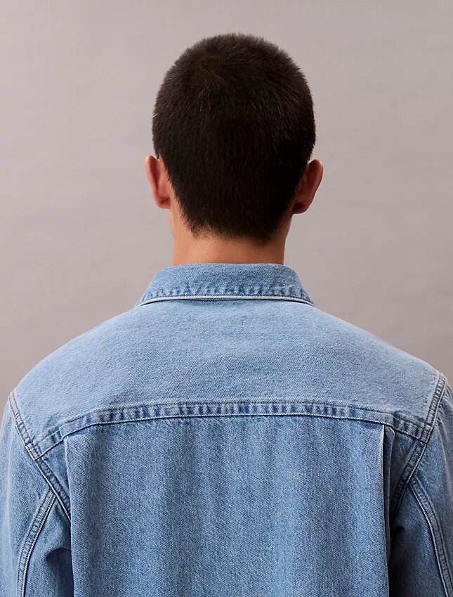 Sovracamicia in Denim con emblema anni ’90 Sovracamicia in Denim con emblema anni ’90