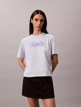 T-shirt boxy con logo in rilievo
